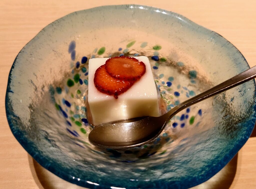 第一滝本館　半個室食　デザート「手作り　杏仁豆腐」