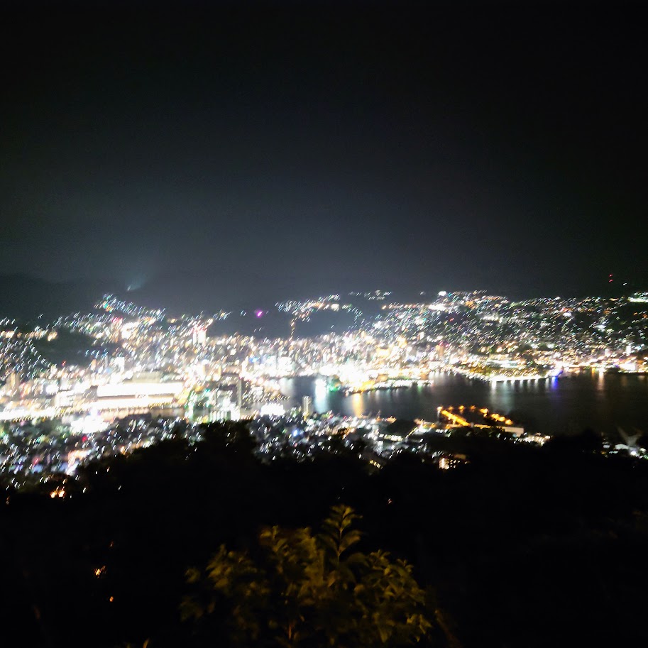稲佐山の展望台から見た夜景
