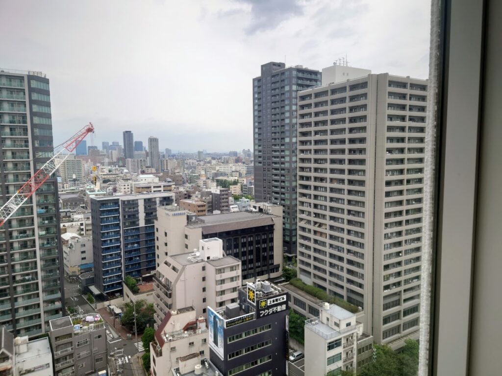 シェラトン都ホテル大阪　部屋の窓からの眺め